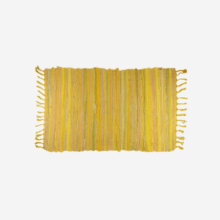 Farverigt kludetæppe til entréen