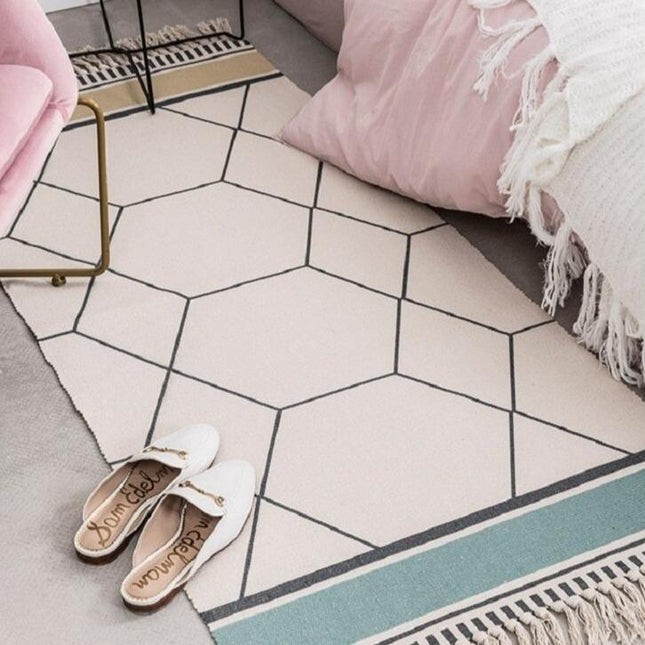 Lille design tæppe med geometrisk mønster