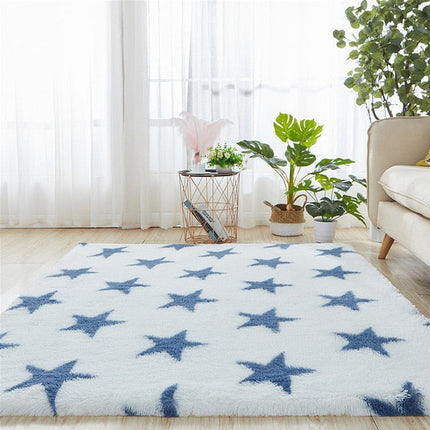 Blåt og hvidt shaggy tæppe med stjerner
