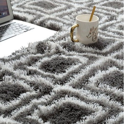 Mørkegråt shaggy tæppe med berbermønster