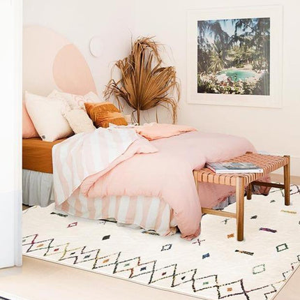 Hvidt etnisk berbertæppe til soveværelse