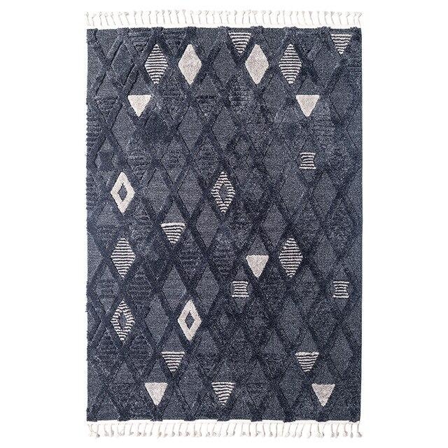 Sort berbertæppe i uld til stuen