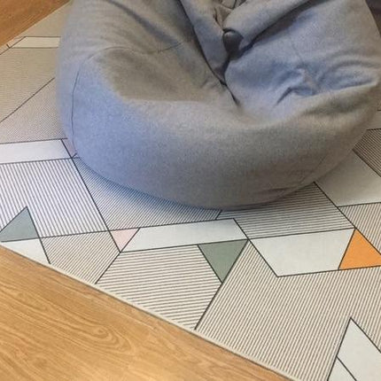 Gult gulvtæppe med moderne design