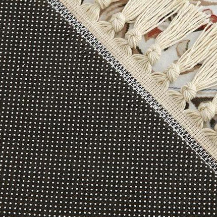 Klassisk rødt persisk tæppe til stuen