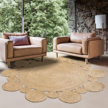 Håndvævet rundt gulvtæppe af jute